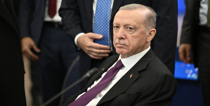 TURQUIE: Erdogan dans la tourmante